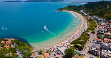 Águas de Bombinhas orienta o uso consciente da água durante as próximas semanas  