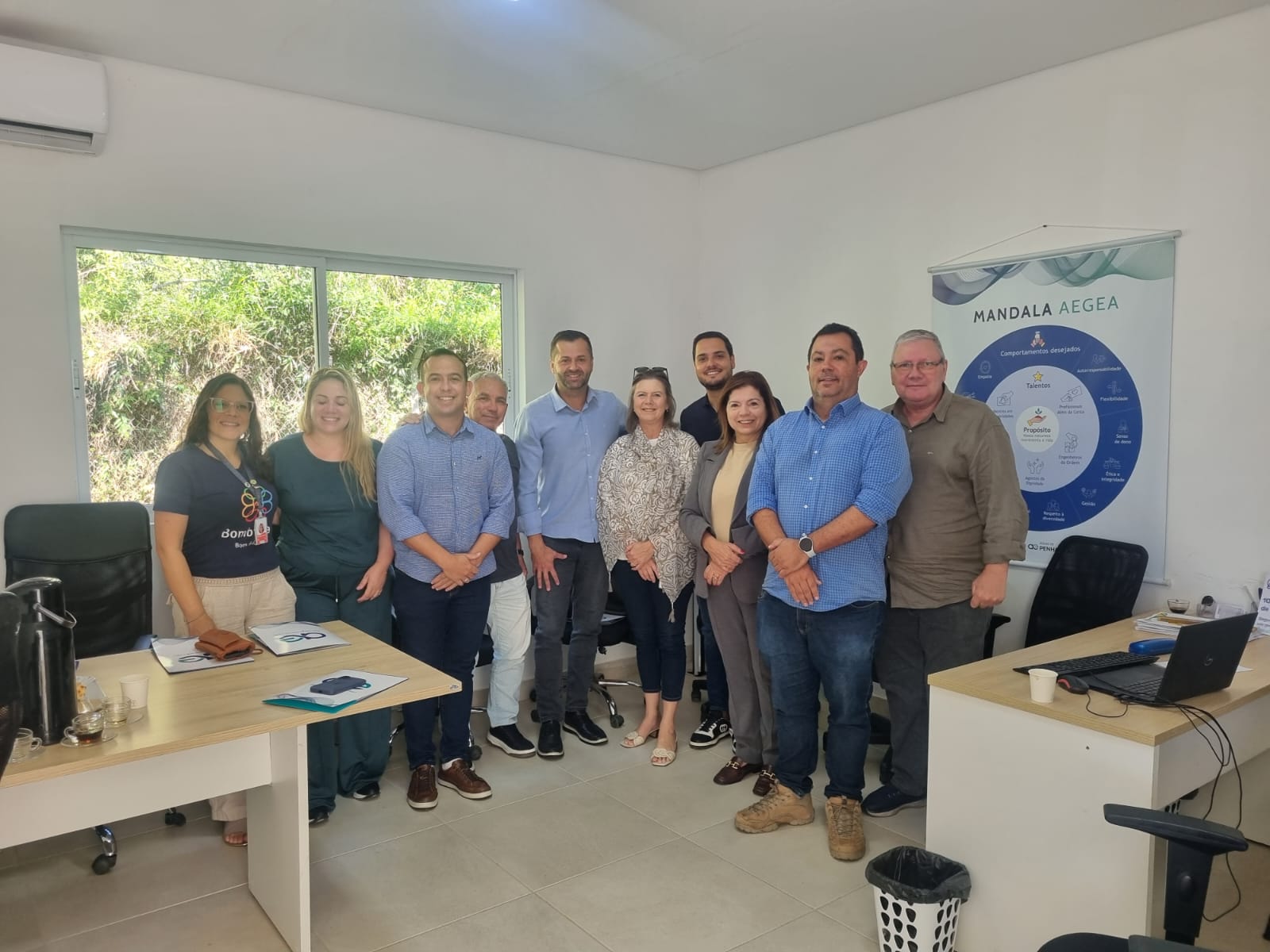 Águas de Bombinhas apresenta plano de esgotamento sanitário para empreendedores do turismo durante reunião com vice-prefeito e secretaria de Turismo Águas de Bombinhas apresenta plano de esgotamento sanitário para empreendedores do turismo durante reunião com vice-prefeito e secretaria de Turismo